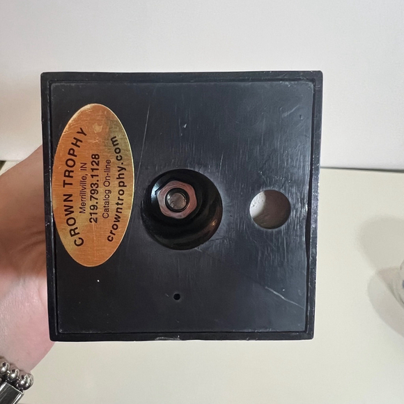 Crown Trophy Running Figurine Award 8" - Picture 7 of 10